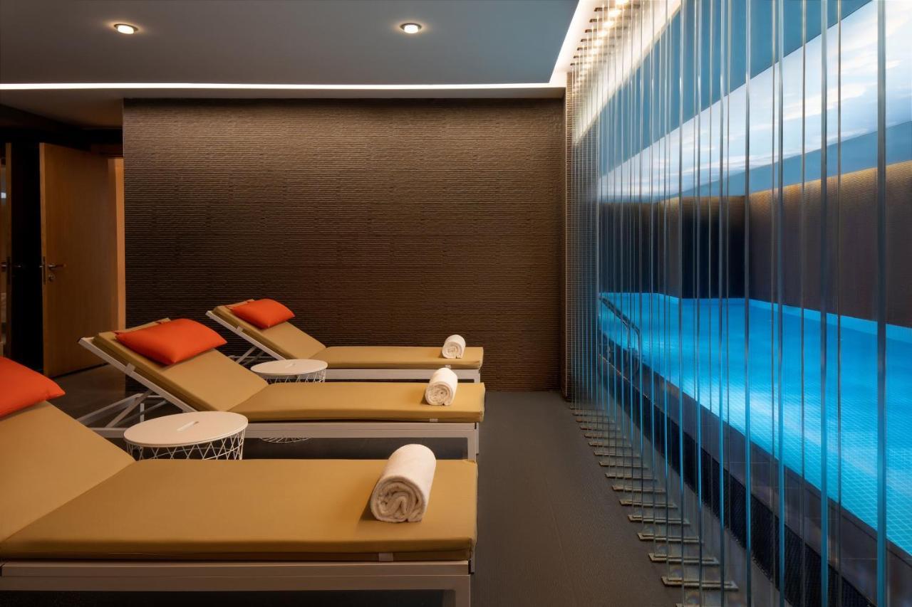 Sheraton Istanbul City Center Exterior photo