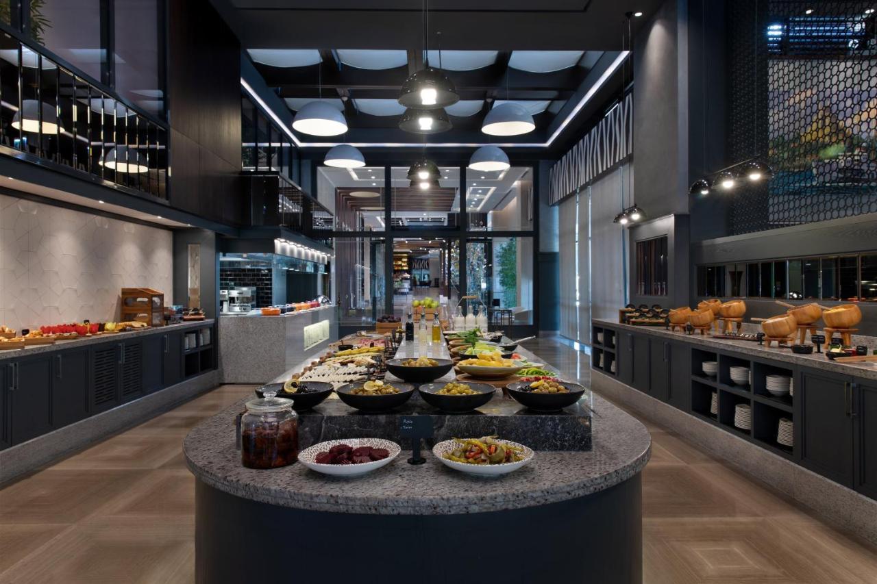 Sheraton Istanbul City Center Exterior photo