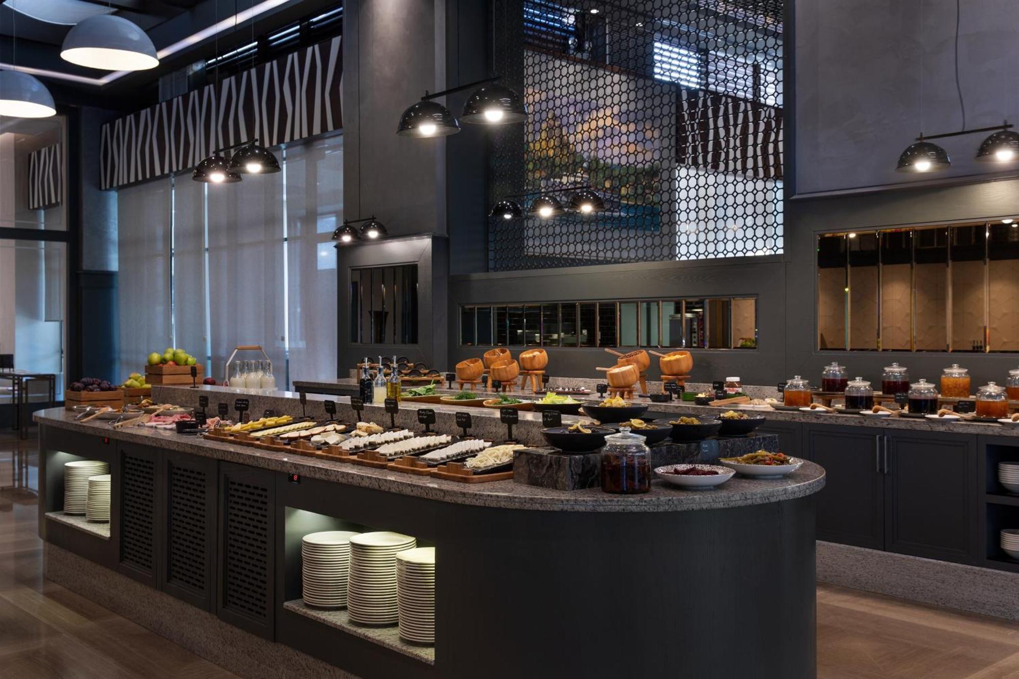 Sheraton Istanbul City Center Exterior photo